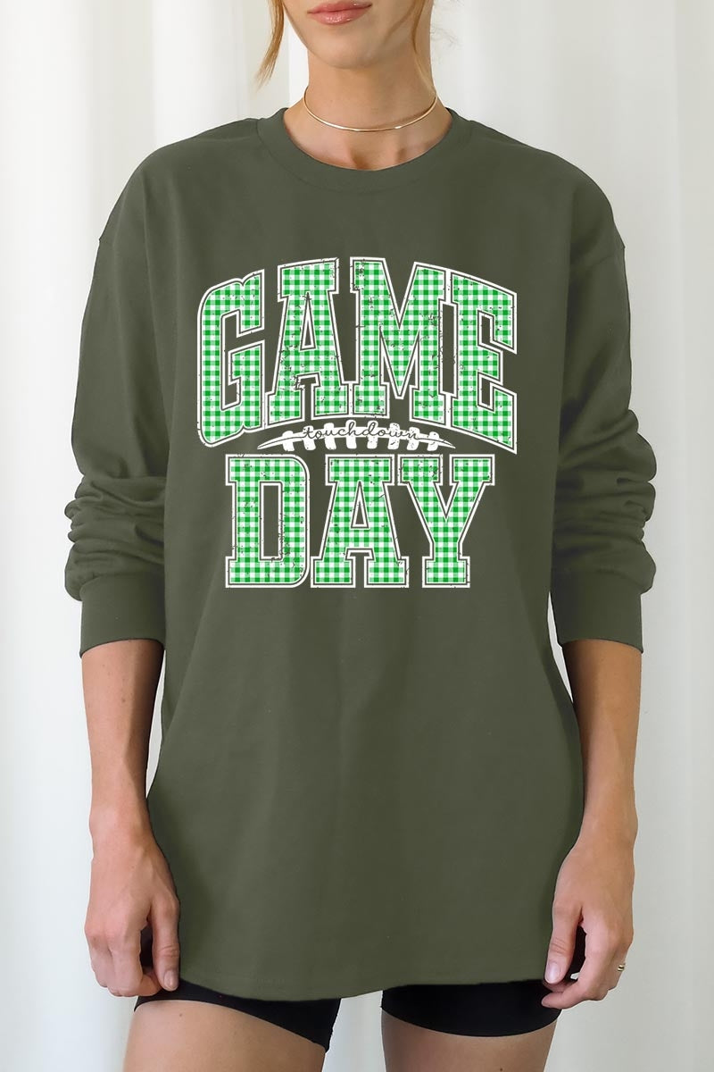 UL240-E3128 Green Gingham Game Day Graphic Long Sleeve Tee $13.75
