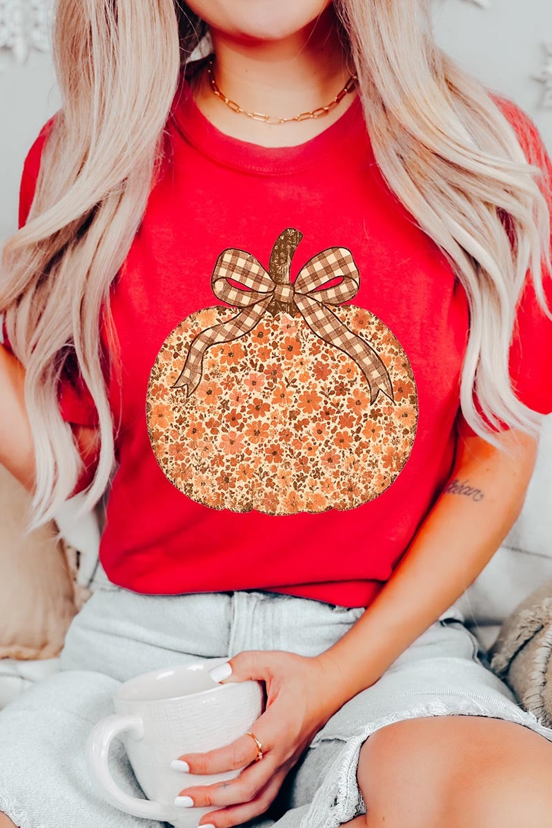 US3001P-E3135 Floral Fall Pumpkin Graphic Plus Tee $16
