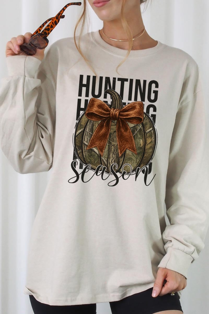 UL240-E3190 Hunting Pumpkin Bow Graphic Long Sleeve Tee $13.75