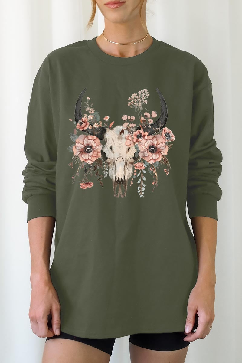 UL240P-E3113 Western Skull Floral Graphic Plus Long Sleeve Tee $17