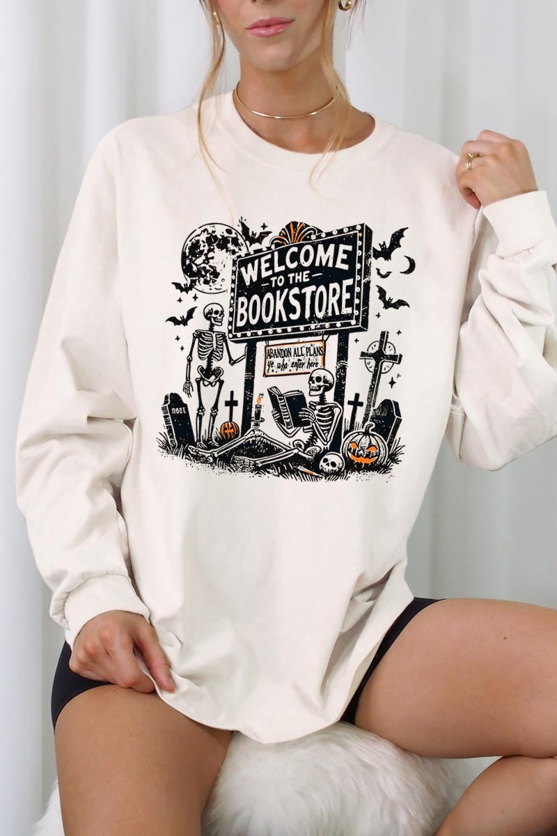 UL240P-E3122 Bookstore Halloween Graphic Plus Long Sleeve Tee $17