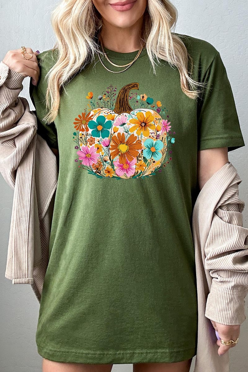 US3001P-E3118 Floral Pumpkin Graphic Plus Tee $16