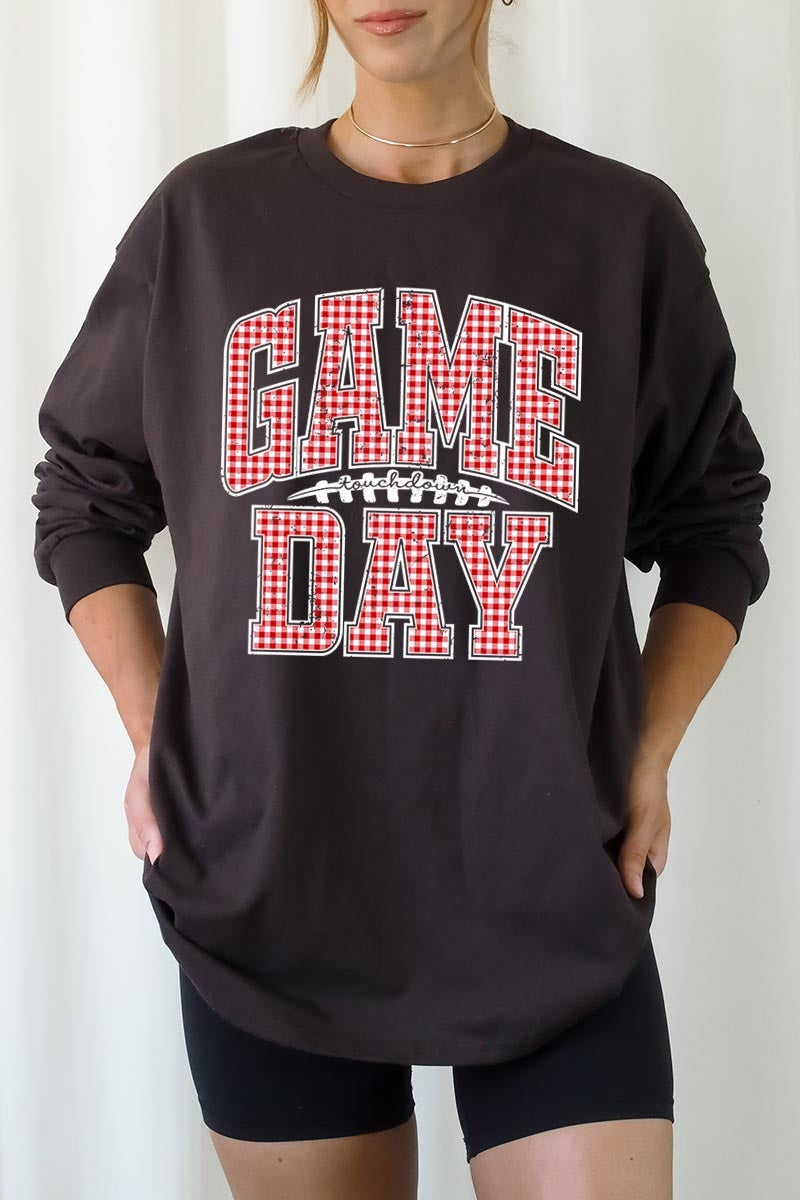 UL240-E3126 Red Gingham Game Day Graphic Long Sleeve Tee $13.75