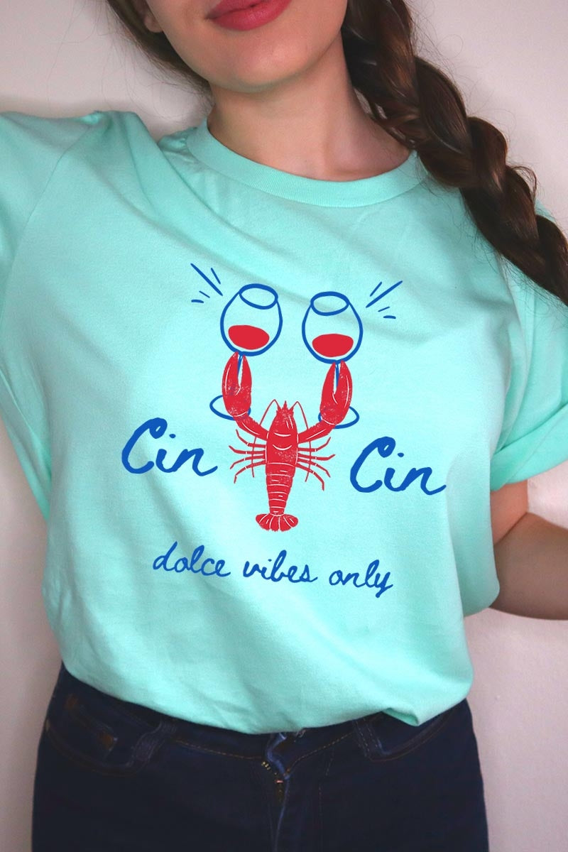 US3001P-E3069 Cin Cin Lobster Celebration Graphic Plus Tee $16