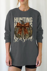 UL240-E3190 Hunting Pumpkin Bow Graphic Long Sleeve Tee $13.75