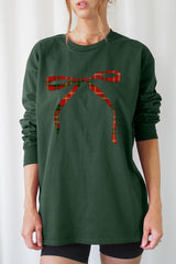 UL240P-E3211 Red Bow Christmas Graphic Plus Long Sleeve Tee $17
