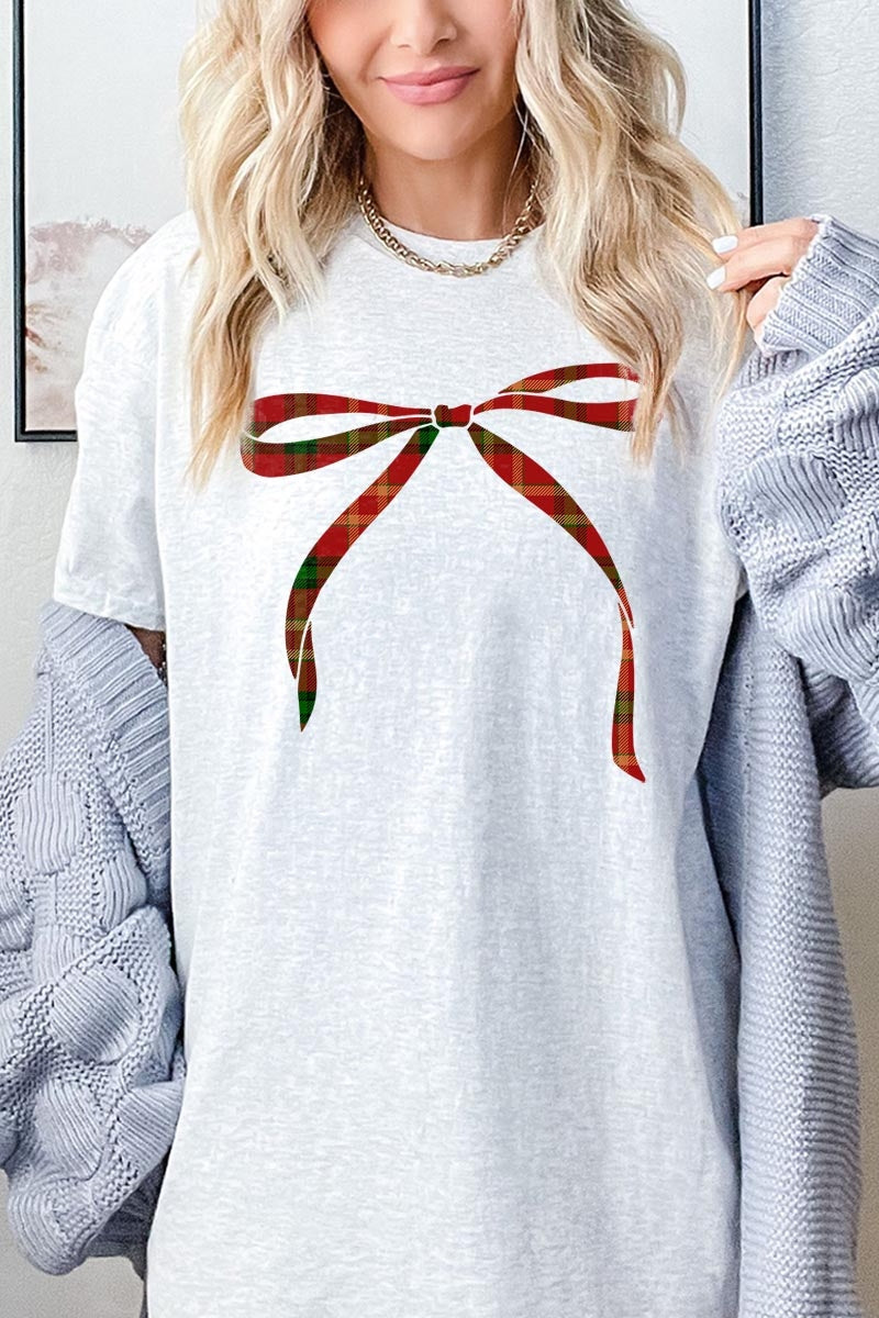 5000-E3211 Red Bow Christmas Graphic Heavy Cotton Tee $9