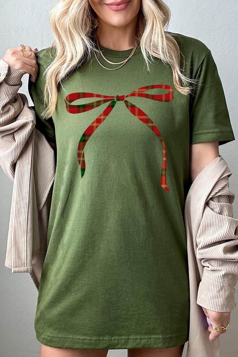US3001P-E3211 Red Bow Christmas Graphic Plus Tee $16