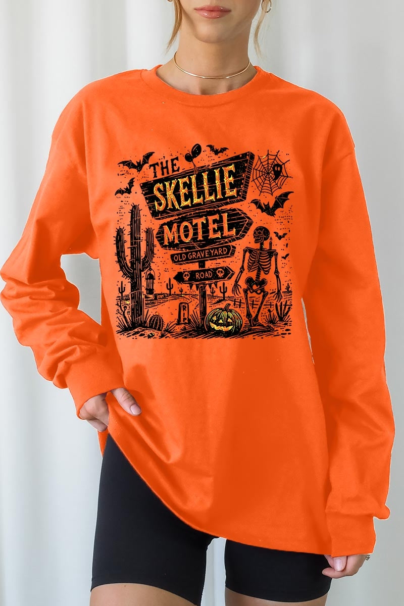 UL240P-E3108 Skellie Motel Halloween Plus Long Sleeve Tee $17