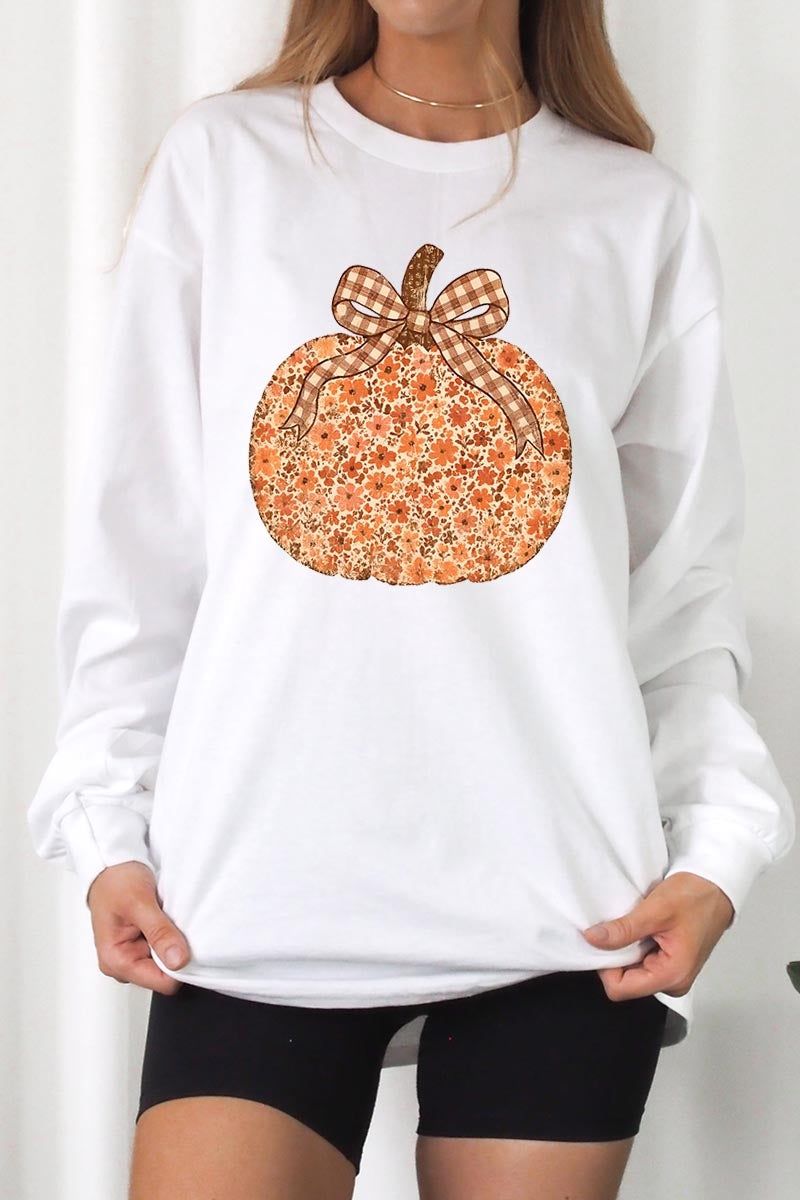 UL240P-E3135 Floral Fall Pumpkin Graphic Plus Long Sleeve Tee $17