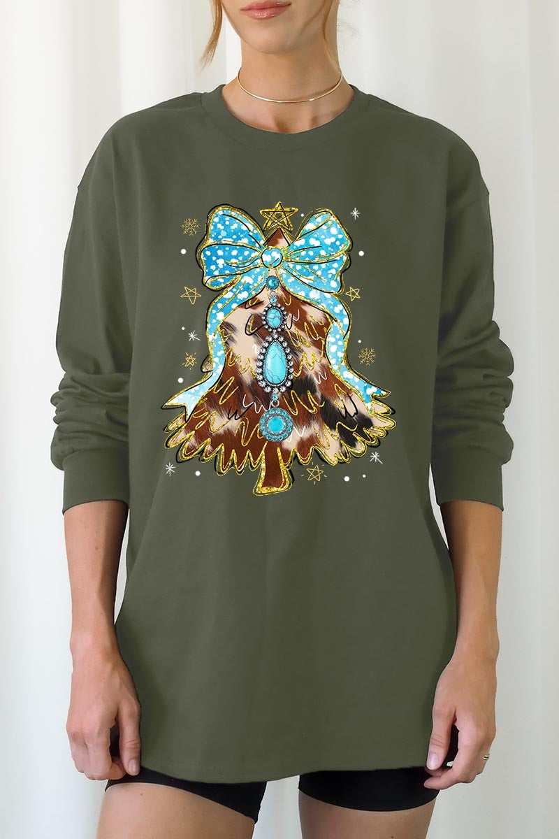 UL240P-E3184 Turquoise Christmas Tree Graphic Plus Long Sleeve Tee $17