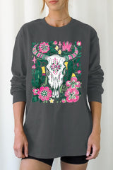 UL240P-E3086 Western Floral Cow Skull Graphic Plus Long Sleeve Tee $17