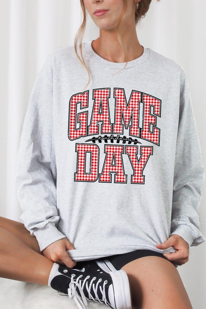UL240-E3126 Red Gingham Game Day Graphic Long Sleeve Tee $13.75