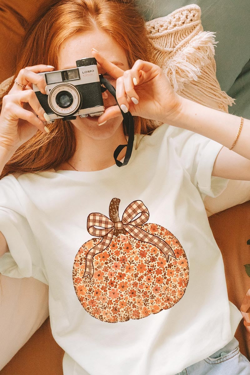 US3001P-E3135 Floral Fall Pumpkin Graphic Plus Tee $16