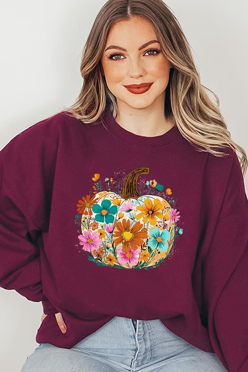 UL180P-E3118 Floral Pumpkin Graphic Plus Sweatshirt $25