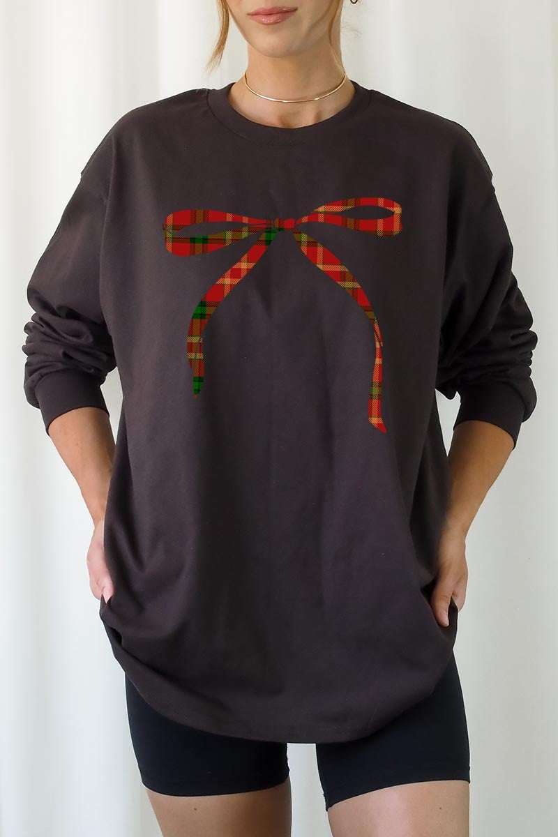 UL240-E3211 Red Bow Christmas Graphic Long Sleeve Tee $13.75