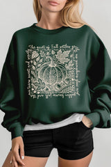 UL180P-E3112 Fall Pumpkin Botanical Graphic Plus Sweatshirt $25