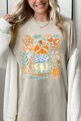 5000-E3153 Floral Pumpkin Stack Graphic Heavy Cotton Tee $9