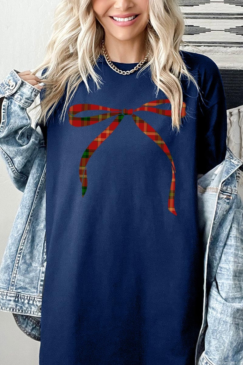 5000P-E3211 Red Bow Christmas Graphic Plus Heavy Cotton Tee $12.75
