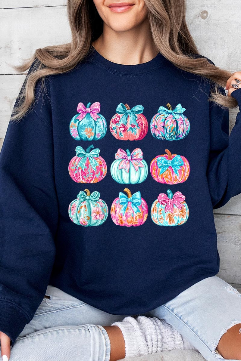 UL180P-E3137 Coquette Pumpkin Graphic Plus Sweatshirt $25