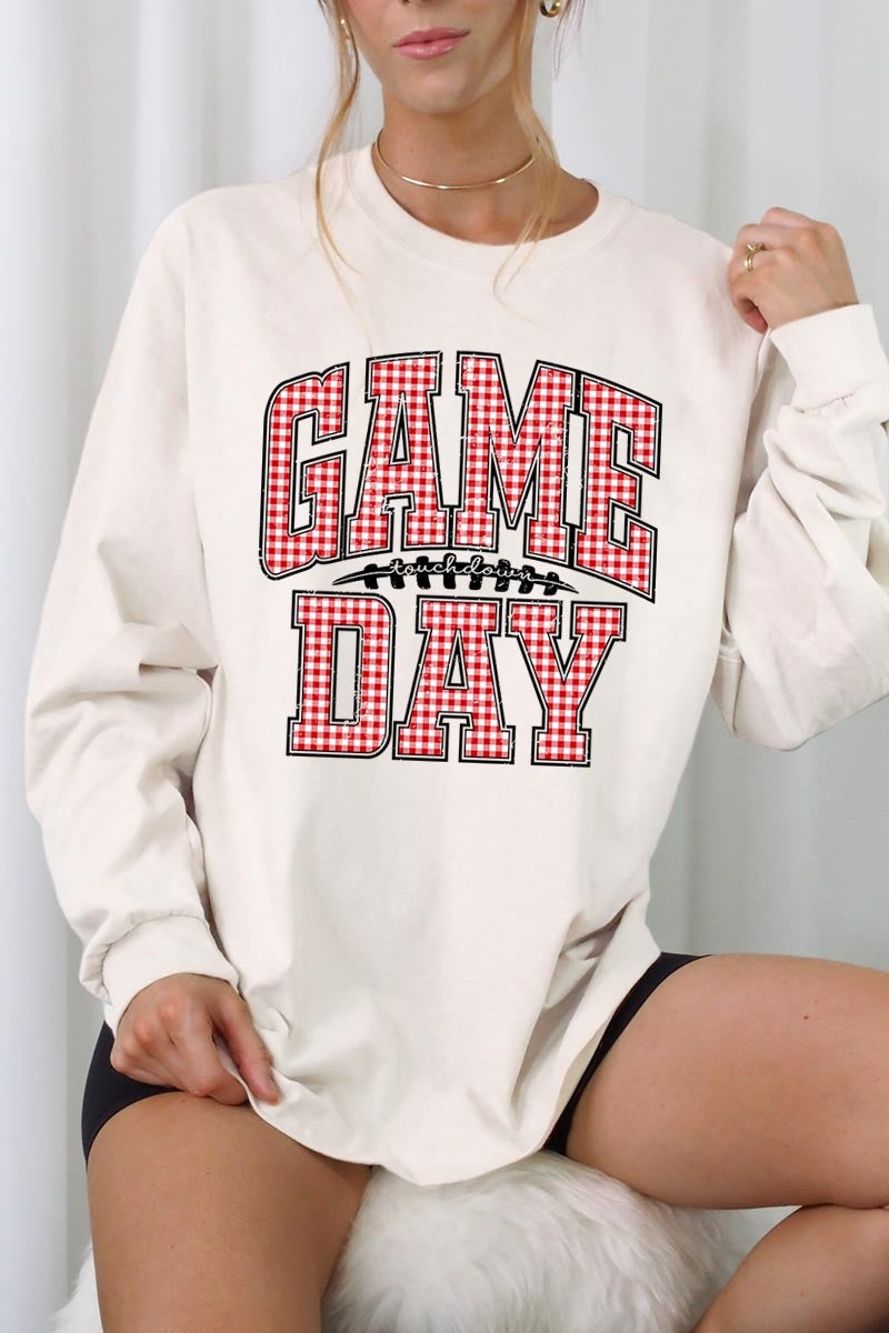 UL240-E3126 Red Gingham Game Day Graphic Long Sleeve Tee $13.75