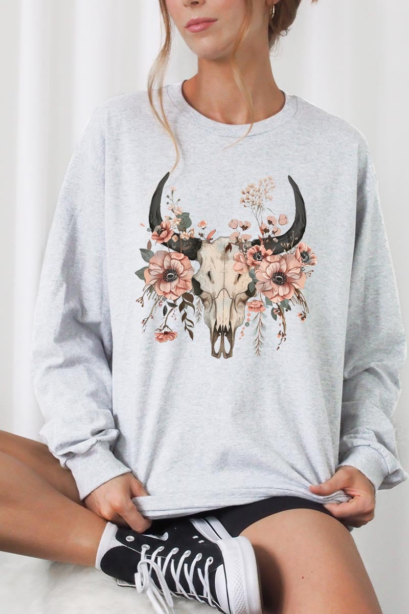UL240-E3113 Western Skull Floral Graphic Long Sleeve Tee $13.75
