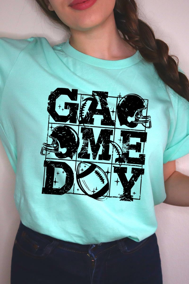US3001-E3073 Distressed Game Day Graphic Tee $12.5