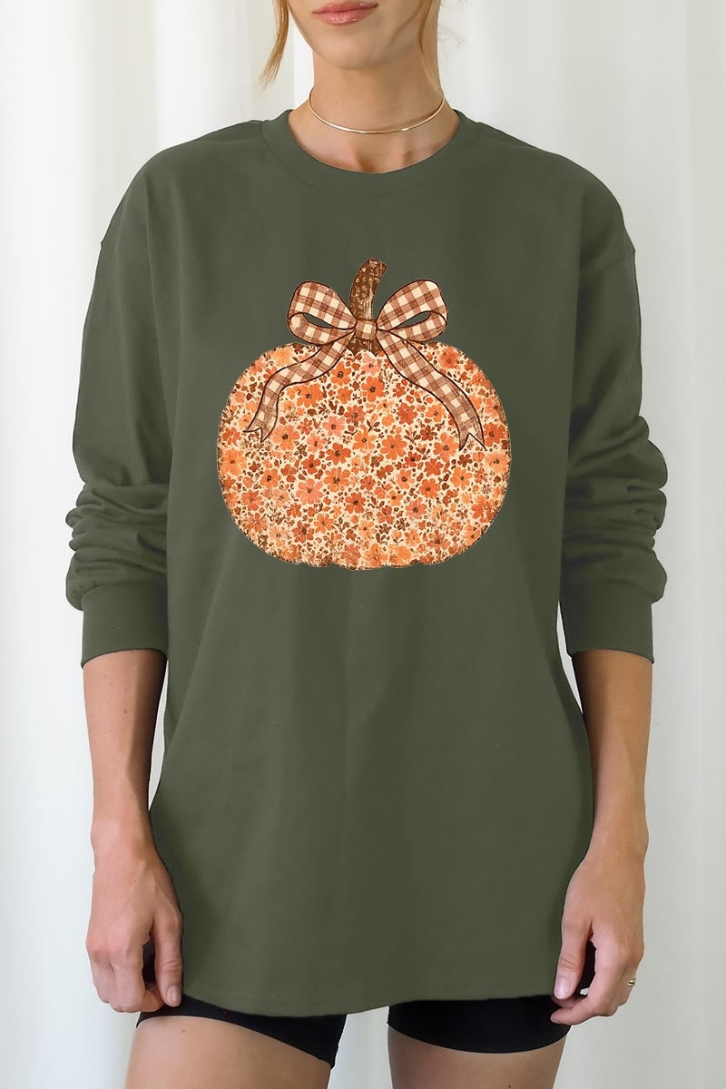 UL240P-E3135 Floral Fall Pumpkin Graphic Plus Long Sleeve Tee $17