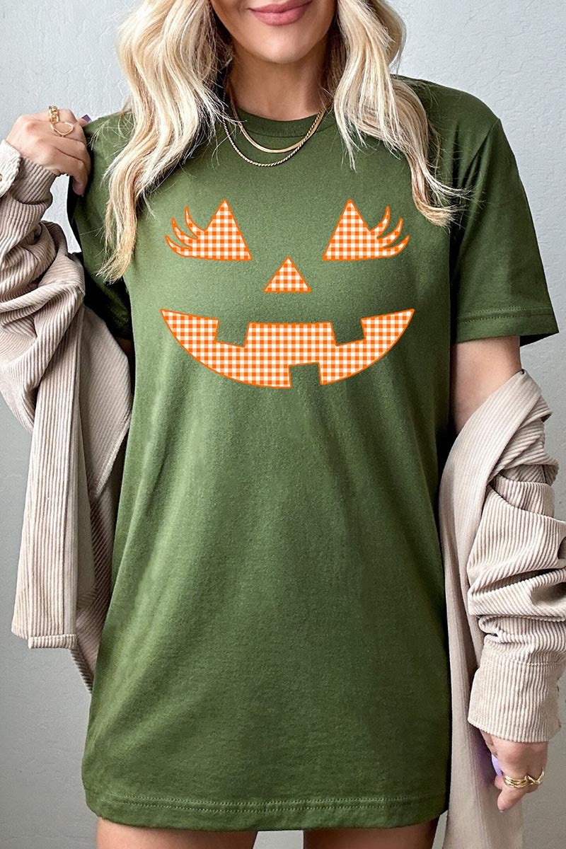 US3001P-E3148 Cute Pumpkin Halloween Graphic Plus Tee $16