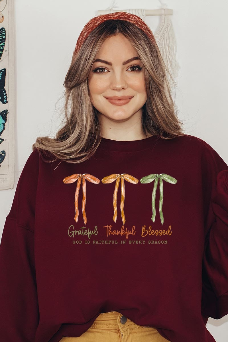 UL180-E3111 Grateful Thankful Blessed Graphic Sweatshirt $20