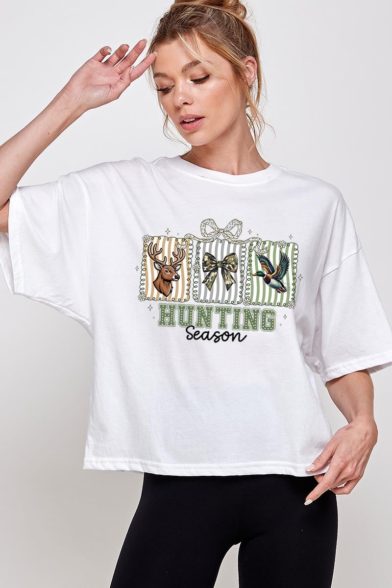 CTS-E3192 Deer Duck Hunting Season Graphic Relaxed Crop Top $11