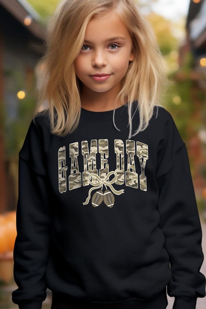 UL180B-E3131Z Football Game Day Camo Kids Graphic Sweatshirt $20