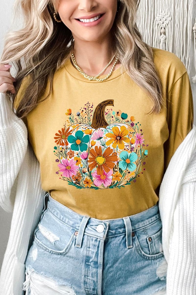 US3001P-E3118 Floral Pumpkin Graphic Plus Tee $16