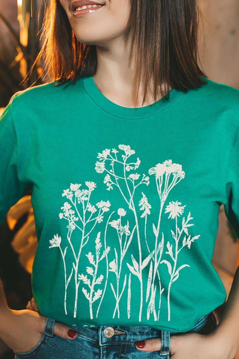 US3001P-E3146 Christian Wildflower Graphic Plus Tee $16