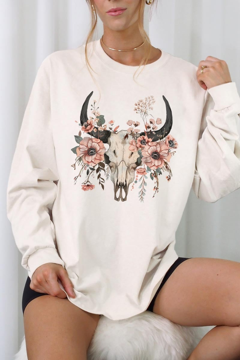 UL240P-E3113 Western Skull Floral Graphic Plus Long Sleeve Tee $17