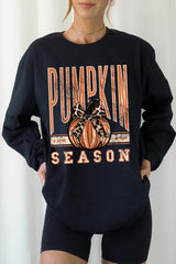 UL240P-E3145 Pumpkin Season Graphic Plus Long Sleeve Tee $17