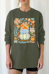 UL240P-E3153 Floral Pumpkin Stack Graphic Plus Long Sleeve Tee $17