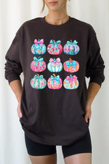 UL240P-E3137 Coquette Pumpkin Graphic Plus Long Sleeve Tee $17