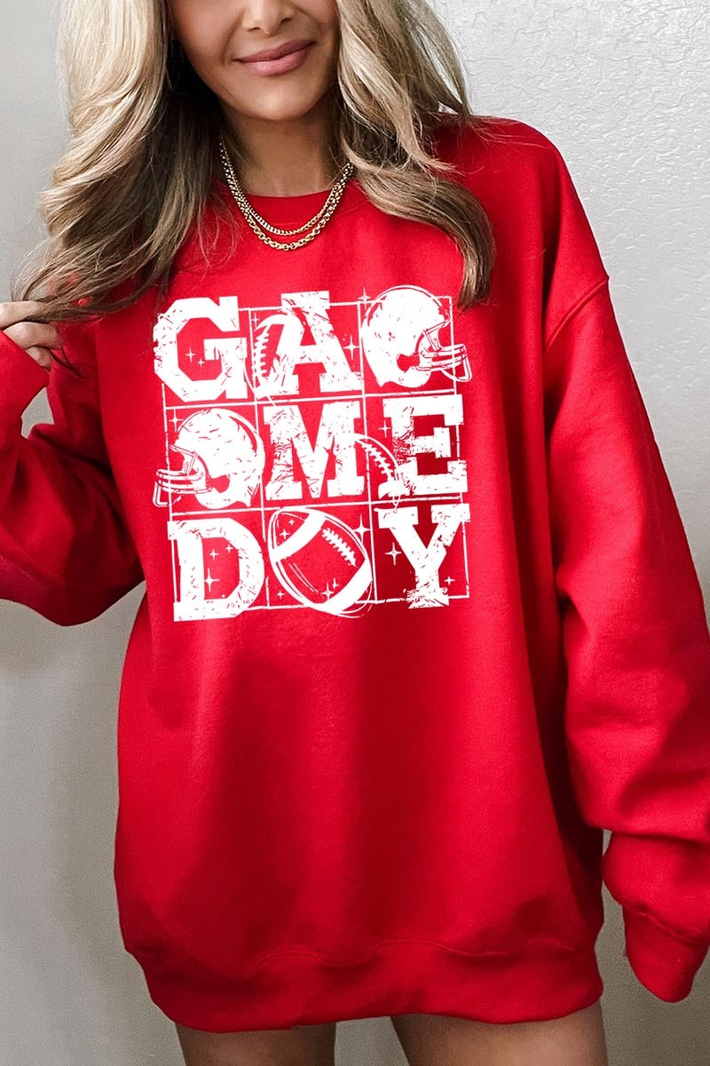 UL180P-E3073 Distressed Game Day Graphic Plus Sweatshirt $25