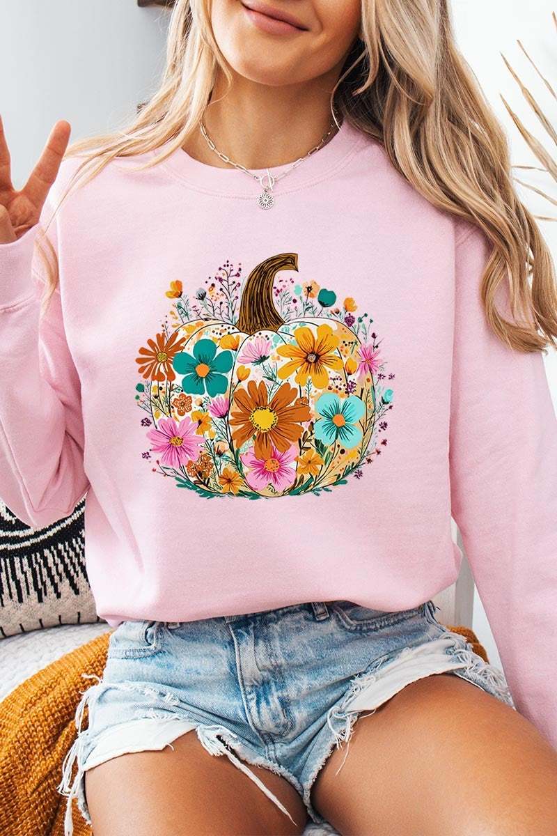 UL180P-E3118 Floral Pumpkin Graphic Plus Sweatshirt $25