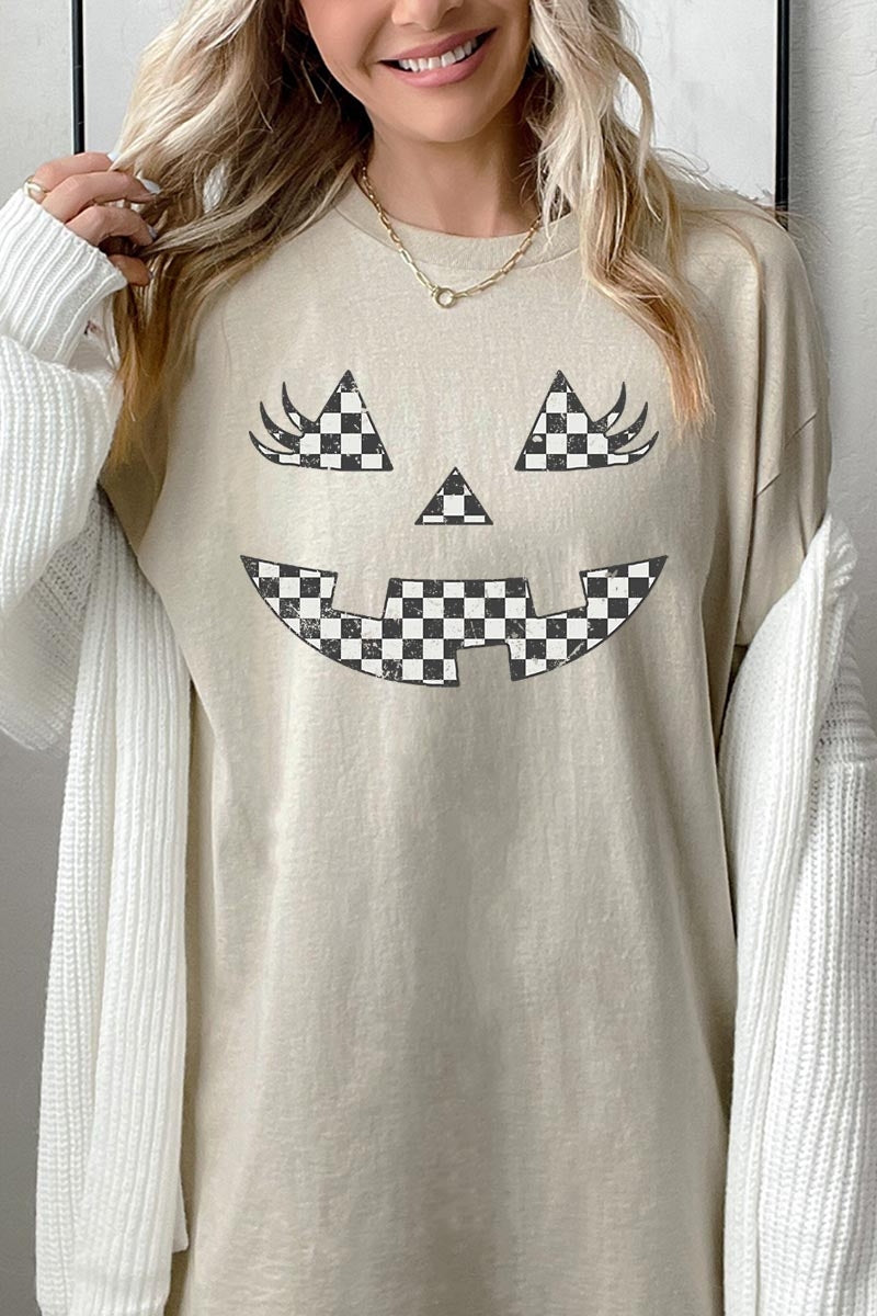5000P-E3149 Checker Pumpkin Face Graphic Plus Heavy Cotton Tee $12.75