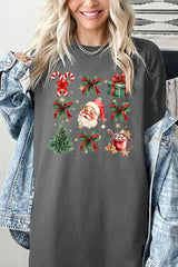 5000P-E3217 Santa Gifts & Bows Christmas Graphic Plus Heavy Cotton Tee $12.75