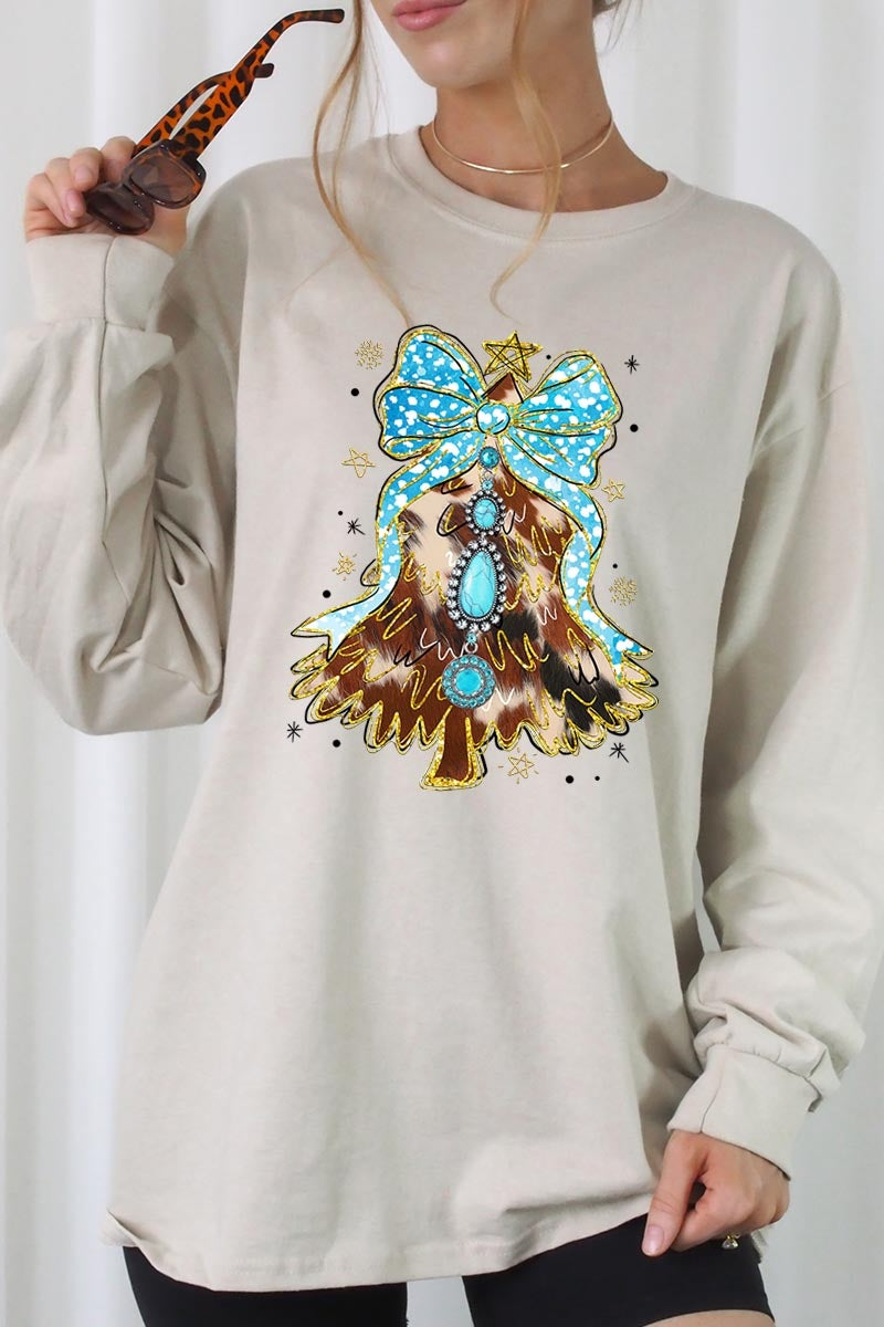 UL240P-E3184 Turquoise Christmas Tree Graphic Plus Long Sleeve Tee $17