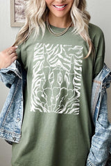 5000-E3177 Skeleton Hands Zebra Graphic Heavy Cotton Tee $9