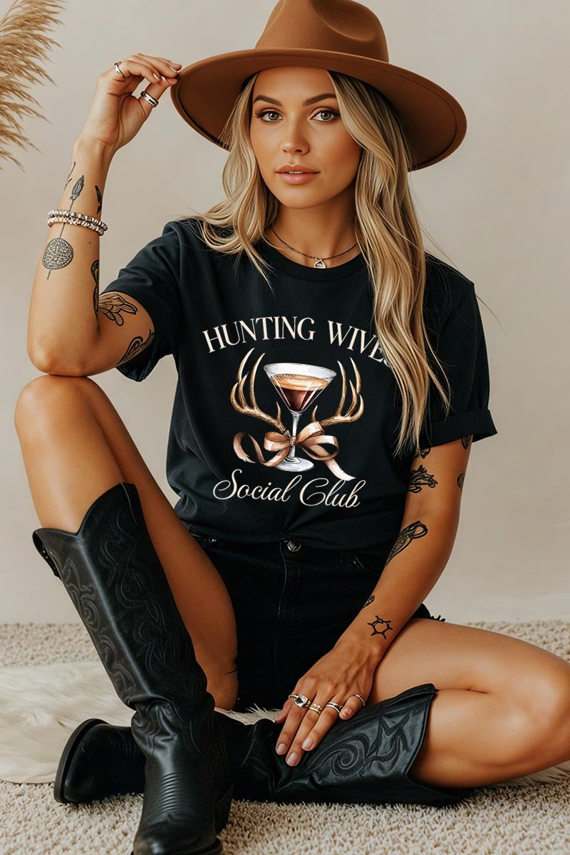5000P-E3191 Hunting Wives Social Club Graphic Plus Heavy Cotton Tee $12.75
