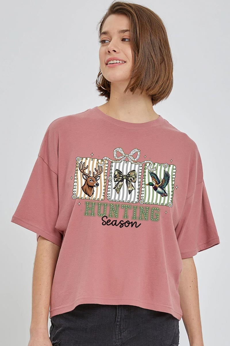 CTS-E3192 Deer Duck Hunting Season Graphic Relaxed Crop Top $11